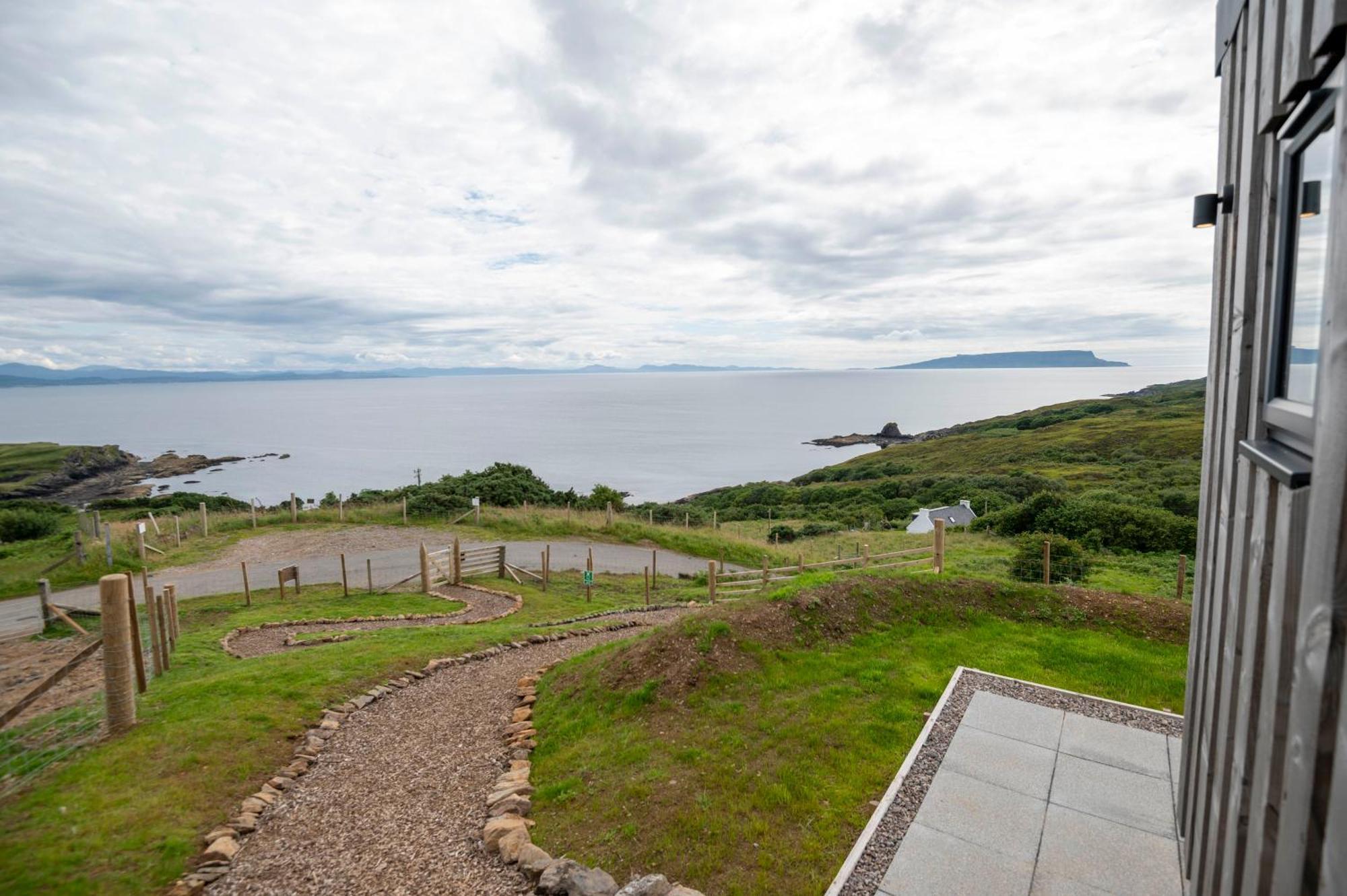 Hut On The Hill Villa Aird of Sleat Екстериор снимка