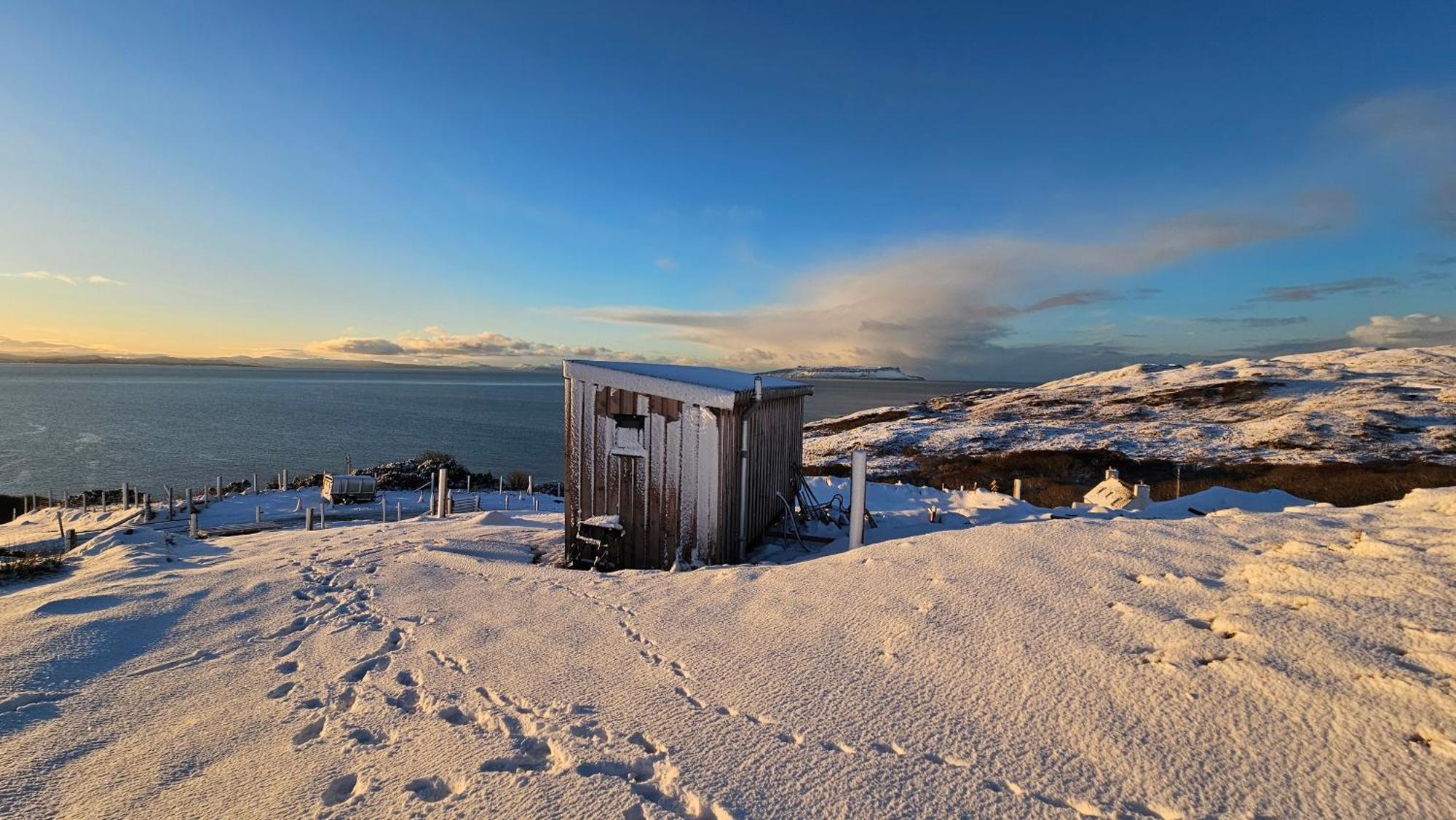Hut On The Hill Villa Aird of Sleat Екстериор снимка